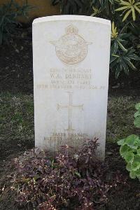 Ismailia War Memorial Cemetery - Denhart, Wilfred Gordon